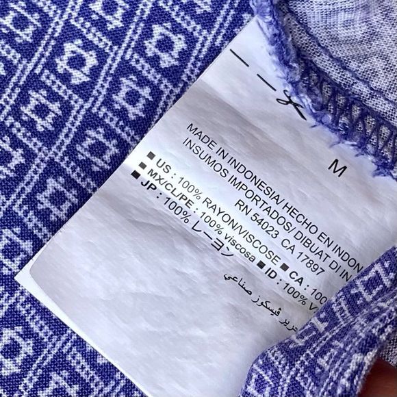 Old Navy Diamond Pattern Sleeveless Blouse Medium - Picture 6 of 6